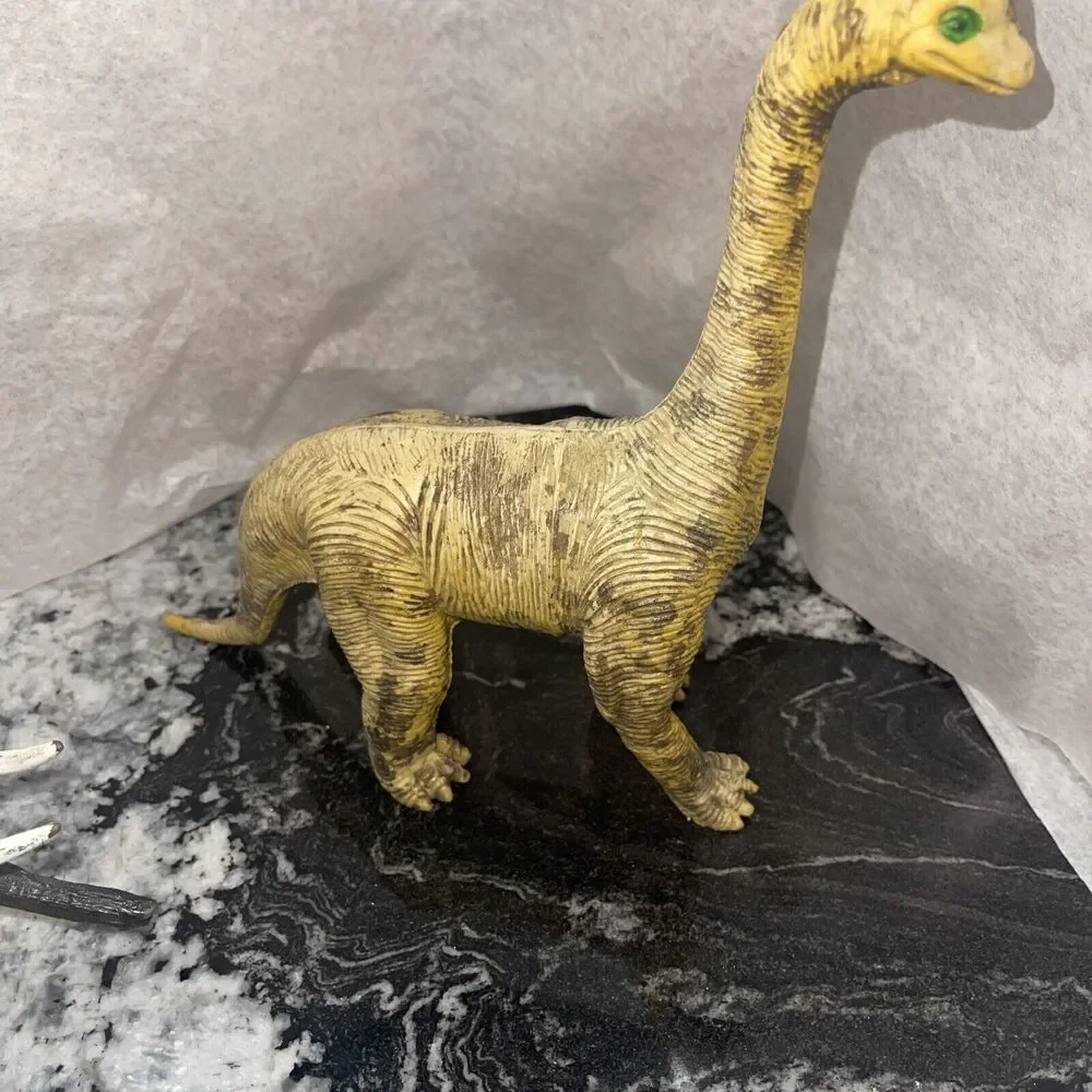 IMPERIAL Vintage 1985 Colorful Rubber Dinosaur Figures Retro 80s Toys Lot of 4